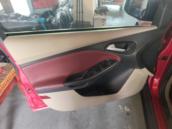 Ford Focus 2015, 126300 км, за 4708 USD - фото 16