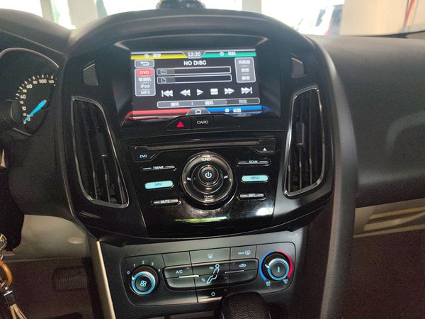 Ford Focus 2015, 126300 км, за 4708 USD