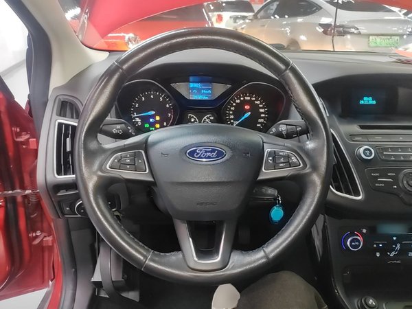 Ford Focus 2015, 97800 км, за 6545 USD - фото 14