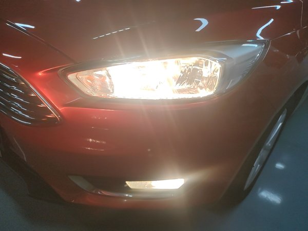 Ford Focus 2015, 97800 км, за 6545 USD - фото 9