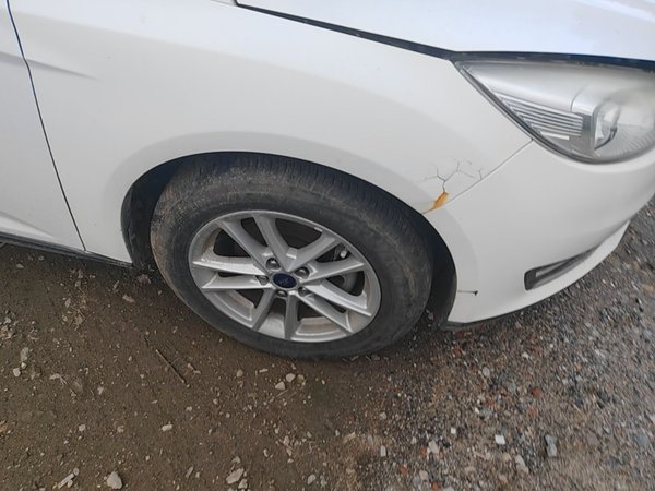 Ford Focus 2015, 108500 км, за 9999999 USD - фото 8