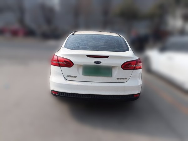 Ford Focus 2015, 123000 км, за 3402 USD - фото 5