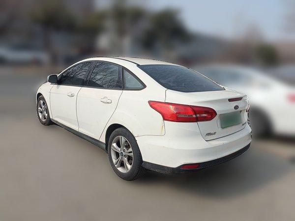 Ford Focus 2015, 123000 км, за 3402 USD - фото 4