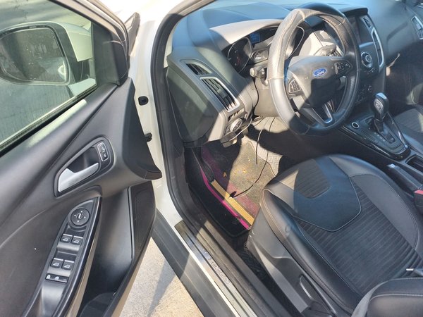 Ford Focus 2015, 133300 км, за 4812 USD - фото 8