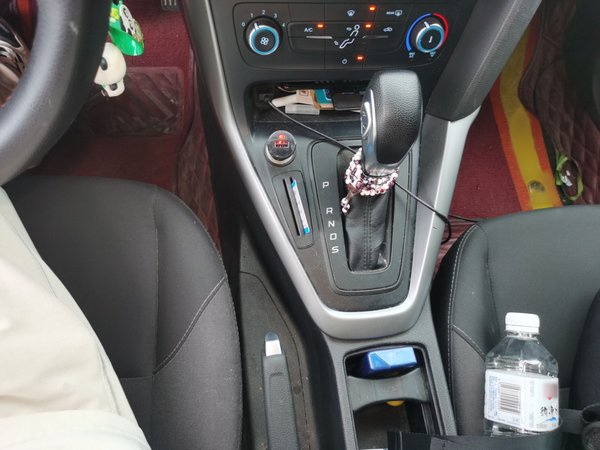 Ford Focus 2015, 142100 км, за 4855 USD - фото 6