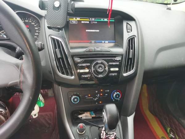 Ford Focus 2015, 142100 км, за 4855 USD - фото 5