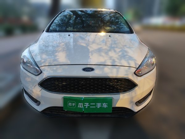 Ford Focus 2015, 153100 км, за 3412 USD