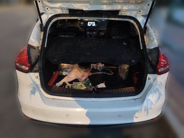Ford Focus 2015, 153100 км, за 3412 USD - фото 20