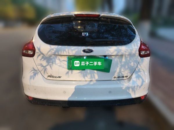 Ford Focus 2015, 153100 км, за 3412 USD
