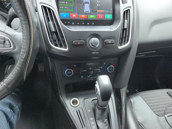 Ford Focus 2015, 153800 км, за 4886 USD - фото 16