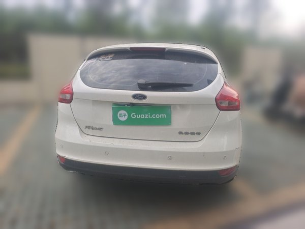 Ford Focus 2015, 155700 км, за 3667 USD