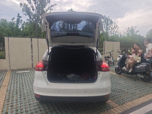 Ford Focus 2015, 155700 км, за 3667 USD - фото 20