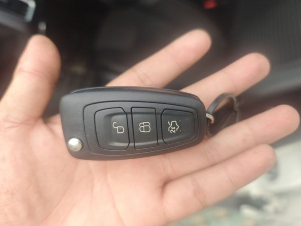 Ford Focus 2015, 155700 км, за 3667 USD - фото 9