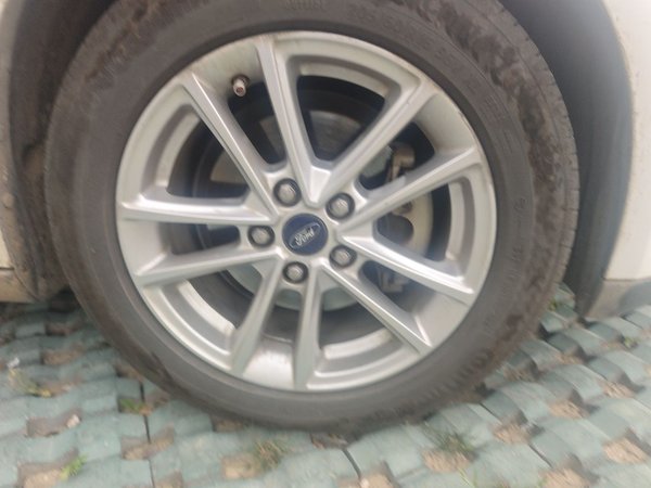 Ford Focus 2015, 155700 км, за 3667 USD - фото 8