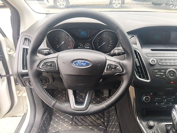 Ford Focus 2015, 158100 км, за 5508 USD - фото 14