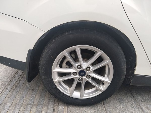 Ford Focus 2015, 158100 км, за 5508 USD - фото 10