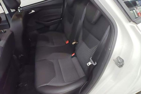 Ford Focus 2015, 61600 км, за 6606 USD - фото 28