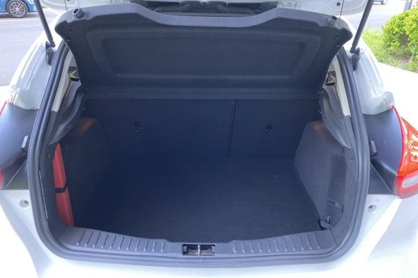 Ford Focus 2015, 61600 км, за 6606 USD - фото 30