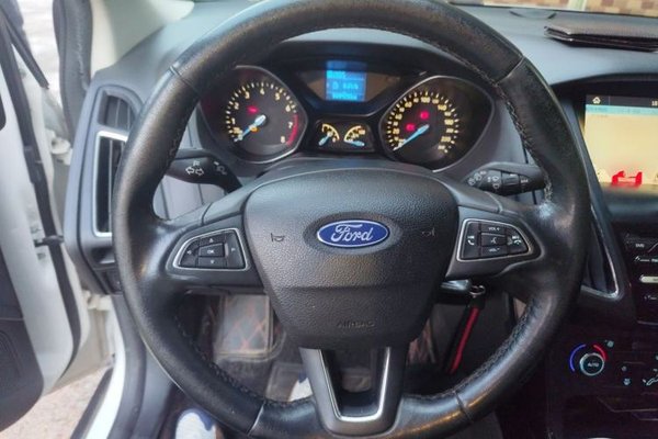Ford Focus 2015, 69900 км, за 4312 USD - фото 11