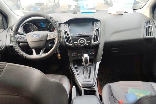 Ford Focus 2015, 84300 км, за 4228 USD - фото 10