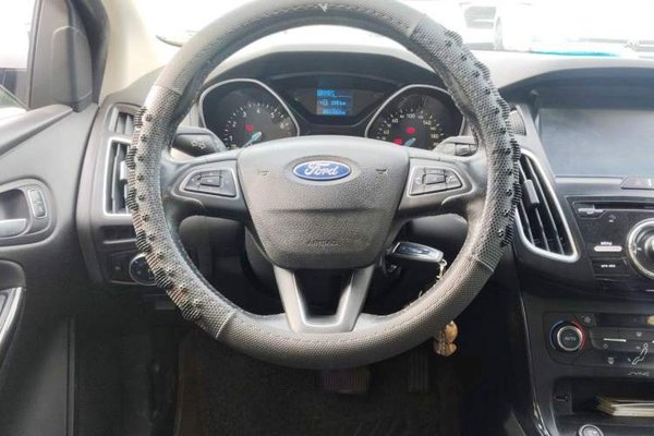 Ford Focus 2015, 84300 км, за 4228 USD - фото 11