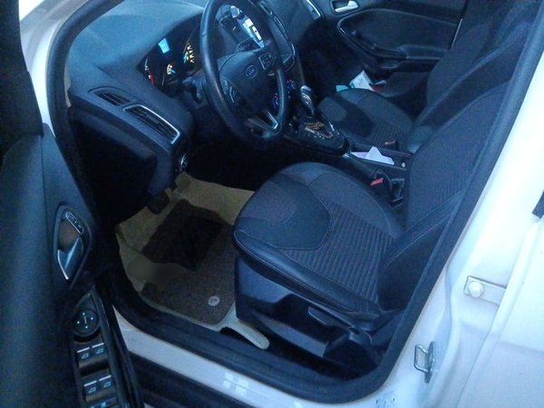 Ford Focus 2015, 88000 км, за 3786 USD - фото 17