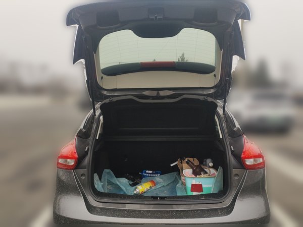 Ford Focus 2017, 100500 км, за 0 USD - фото 20