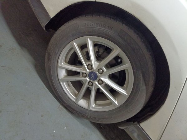 Ford Focus 2017, 106100 км, за 4917 USD - фото 10