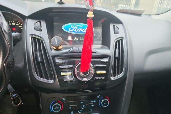 Ford Focus 2017, 113699 км, за 3568 USD - фото 13