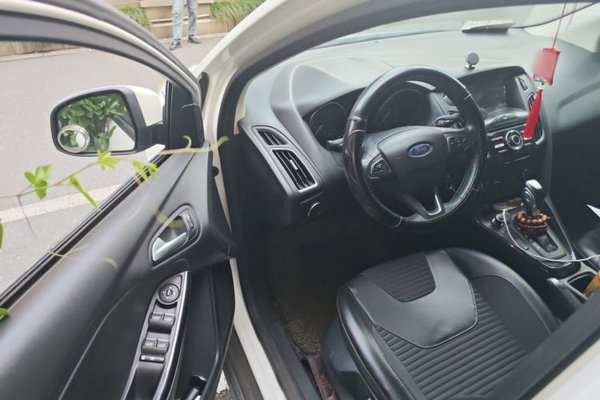Ford Focus 2017, 113699 км, за 3568 USD - фото 16