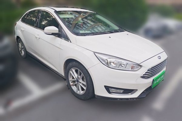 Ford Focus 2017, 113699 км, за 3568 USD