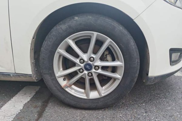 Ford Focus 2017, 113699 км, за 3568 USD - фото 8