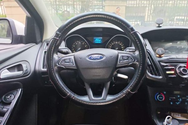 Ford Focus 2017, 113699 км, за 3568 USD - фото 10