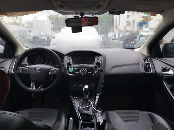 Ford Focus 2017, 76600 км, за 6402 USD - фото 10