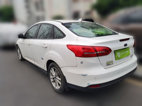 Ford Focus 2017, 76600 км, за 6402 USD