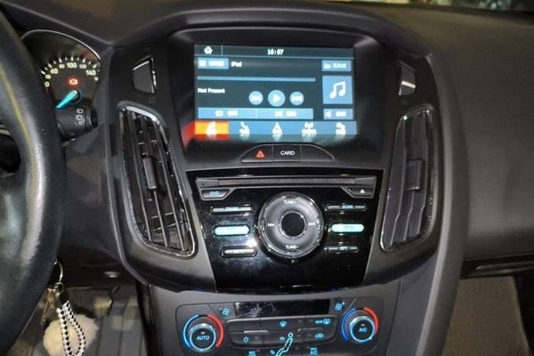 Ford Focus 2017, 114100 км, за 4964 USD - фото 10