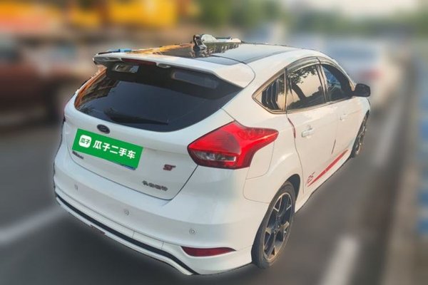 Ford Focus 2017, 142200 км, за 5804 USD - фото 6