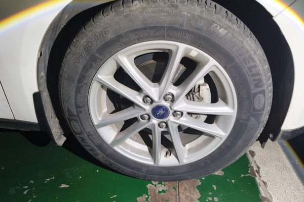 Ford Focus 2017, 149200 км, за 4624 USD - фото 8