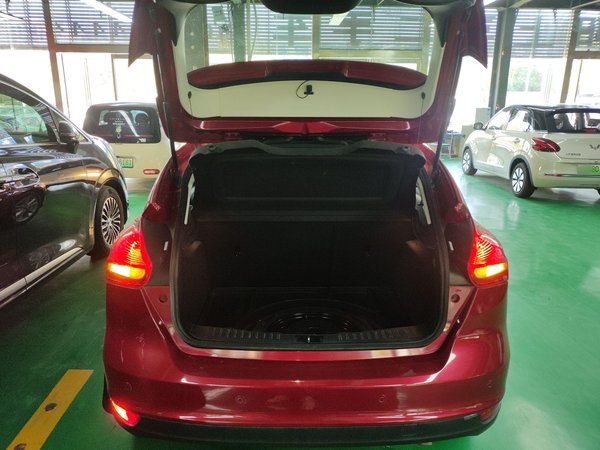 Ford Focus 2017, 73500 км, за 5432 USD - фото 19
