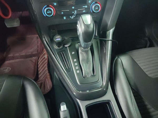 Ford Focus 2017, 73500 км, за 5432 USD - фото 14
