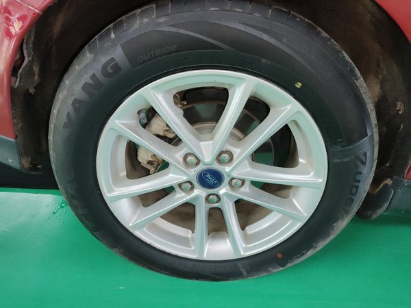 Ford Focus 2017, 73500 км, за 5432 USD - фото 30