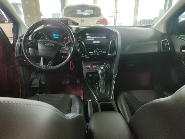 Ford Focus 2017, 73500 км, за 5432 USD - фото 9