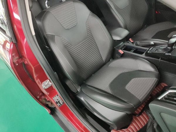 Ford Focus 2017, 73500 км, за 5432 USD - фото 25