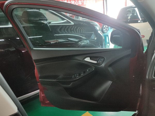 Ford Focus 2017, 73500 км, за 5432 USD - фото 28