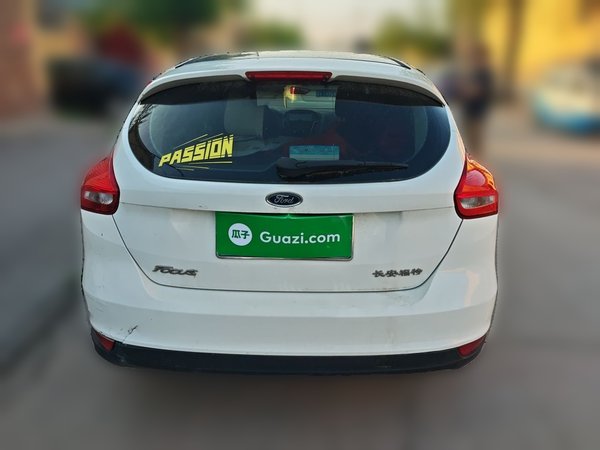 Ford Focus 2017, 120100 км, за 3821 USD