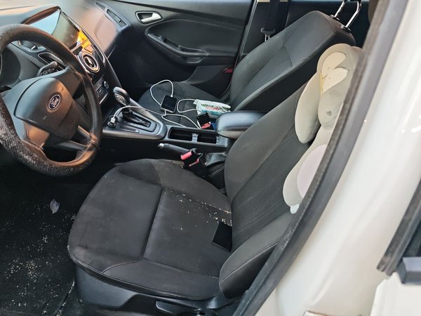 Ford Focus 2017, 120100 км, за 3821 USD - фото 16