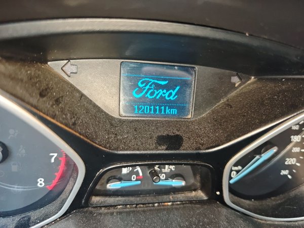 Ford Focus 2017, 120100 км, за 3821 USD - фото 13