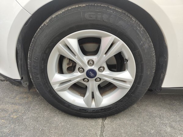 Ford Focus 2017, 131300 км, за 5916 USD - фото 8