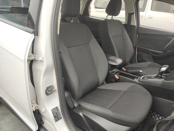 Ford Focus 2017, 131300 км, за 5916 USD - фото 23