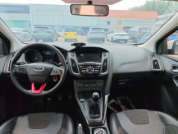 Ford Focus 2017, 131700 км, за 4761 USD - фото 9